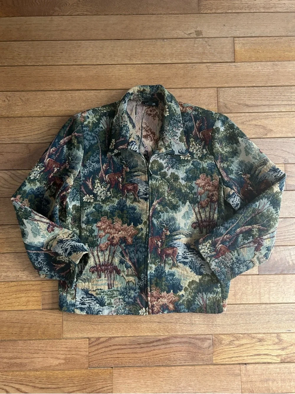 Tapestry deer forest print jacket - Picture 1 of 7